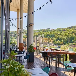 novotel-lyon-confluence.hotels-rhonealpes.com/