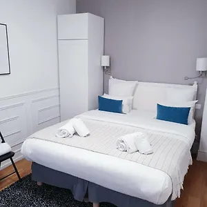apartment-quartier-latin-monge.fr-paris.fr/